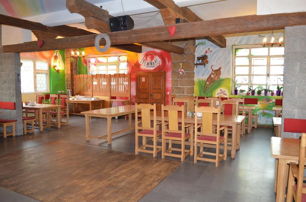 Famozclub Hotel Bakov nad Jizerou Eksteriør billede